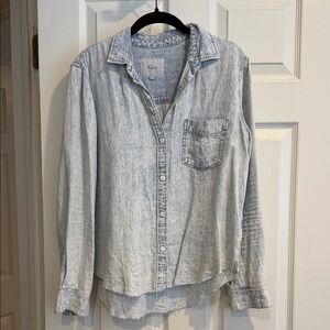 Rails Ingrid Raw Hem Shirt in Light Acid Wash